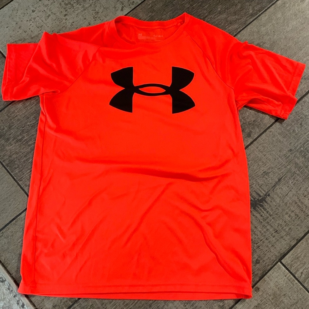 Boys Under Armour Dri-Fit tee
